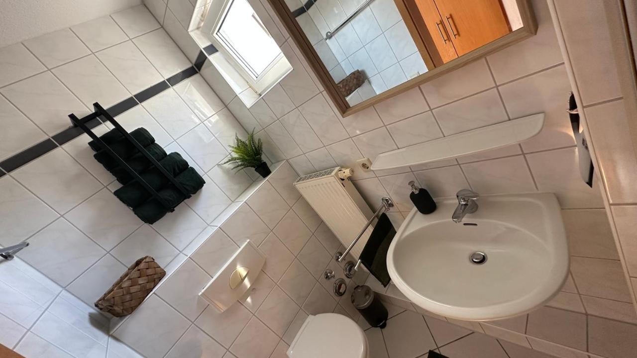 Fischers Ferienwohnung Mit Dachterrasse, Innenstadt فيلهلمسهافن المظهر الخارجي الصورة